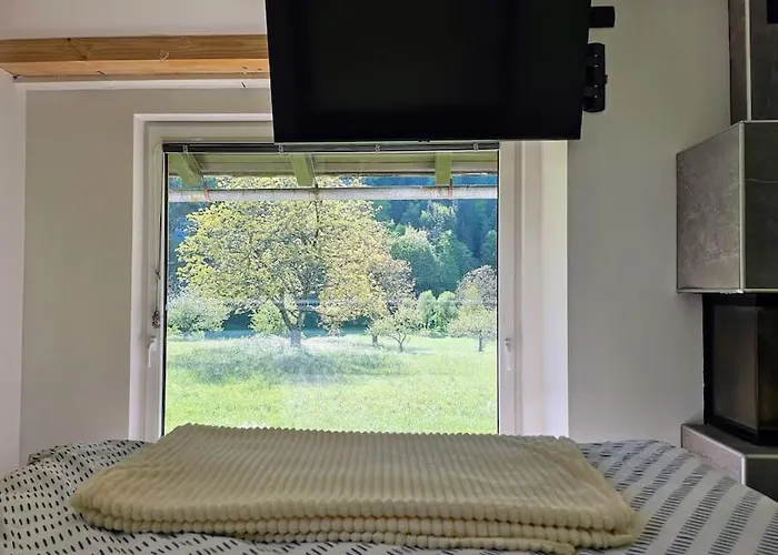 Apartment For 2, Big Windows, Nature, Balcony, 5min From Bled *